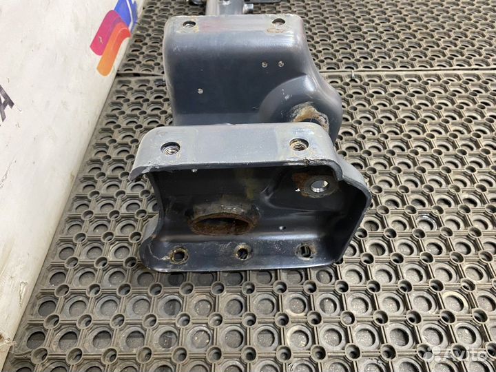 Кронштейн рессоры передней