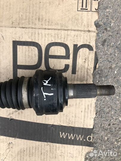 Задний привод граната Volkswagen Touareg 3.2 4.2 О