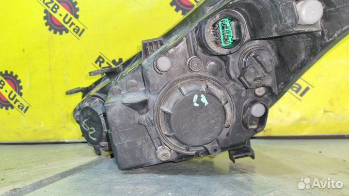 Фара передняя правая Kia Ceed Jd хэтчбек 1.4 2013