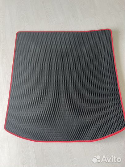Коврик в багажник