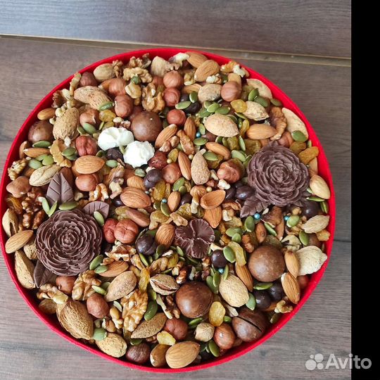 Съедобный подарок / Набор сухофруктов и орехов