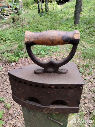 Старинный угольный утюг, и ухват за все 1500