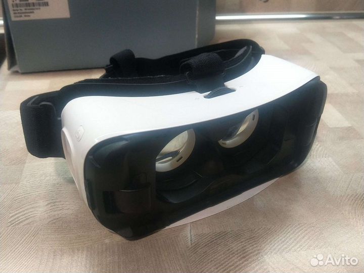 Очки виртуальной реальности samsung gear vr
