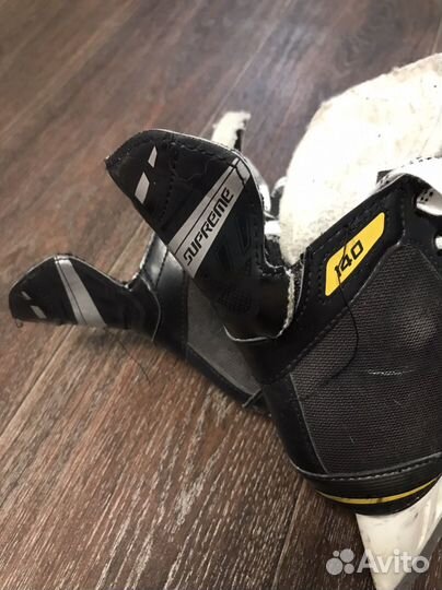 Хоккейные коньки bauer