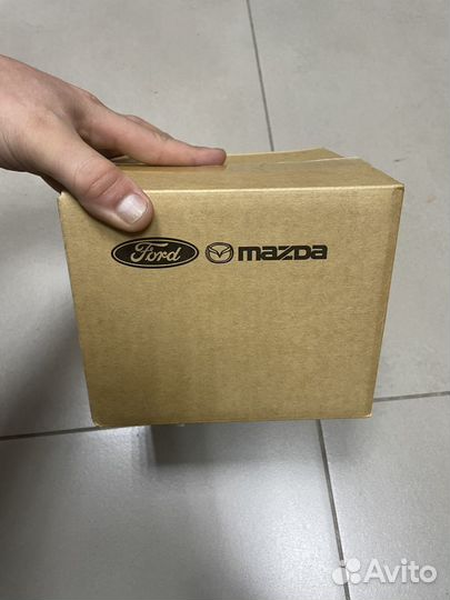 Ступица задняя Mazda KD312615XA