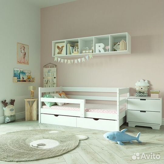 Кроватка детская из массива софа высокий борт