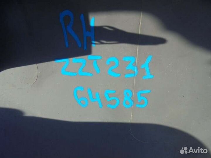 Пластик салона правый Toyota Celica ZZT231 2ZZ-GE