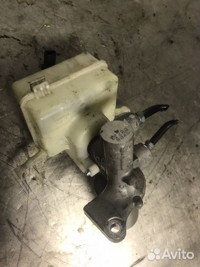 Гтц главный тормозной цилиндр BMW X5 X6 E70 E71