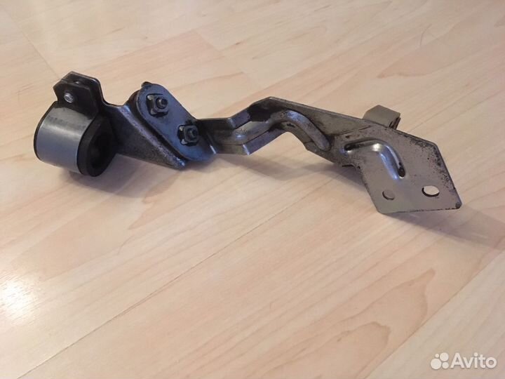 Элементы крепления шланга гур Ниссан Мурано Z-50