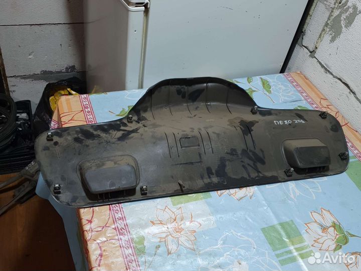 Обшивки двери задней пежо 206