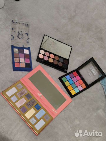 Палетка теней NYX Essence Sleek Vivienne sabo