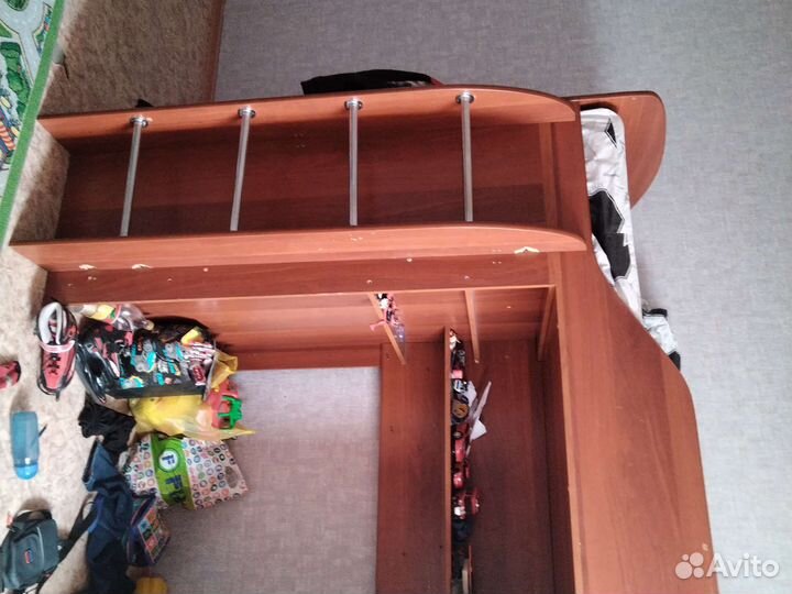 Детская кровать двухъярусная