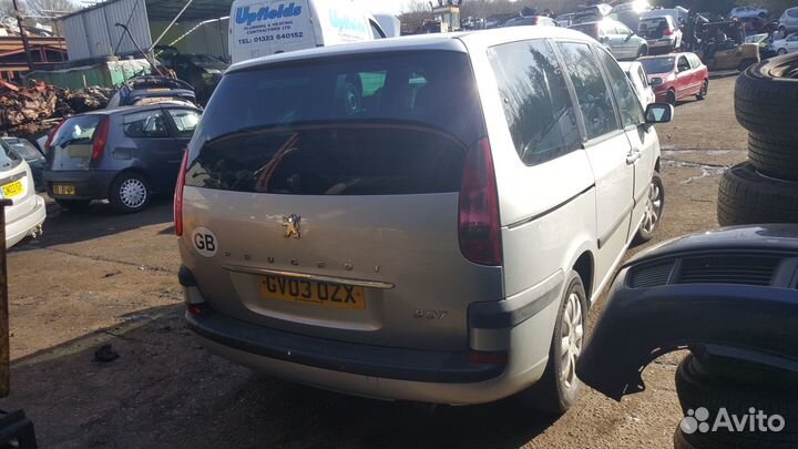 Разбор на запчасти Peugeot 807