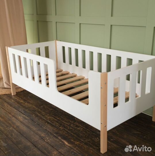 Детская кровать + матрас