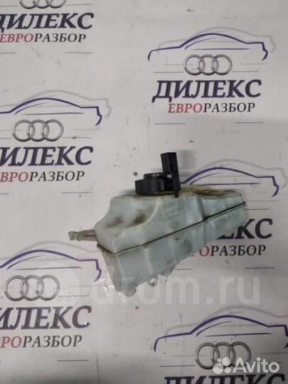 Бачок главного тормозного цилиндра VW Passat (B6)