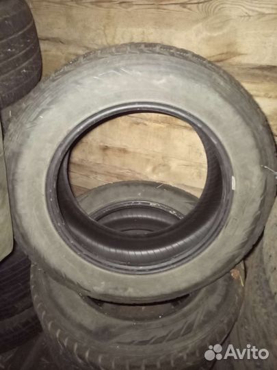 Accelera Epsilon 215/60 R16 27L