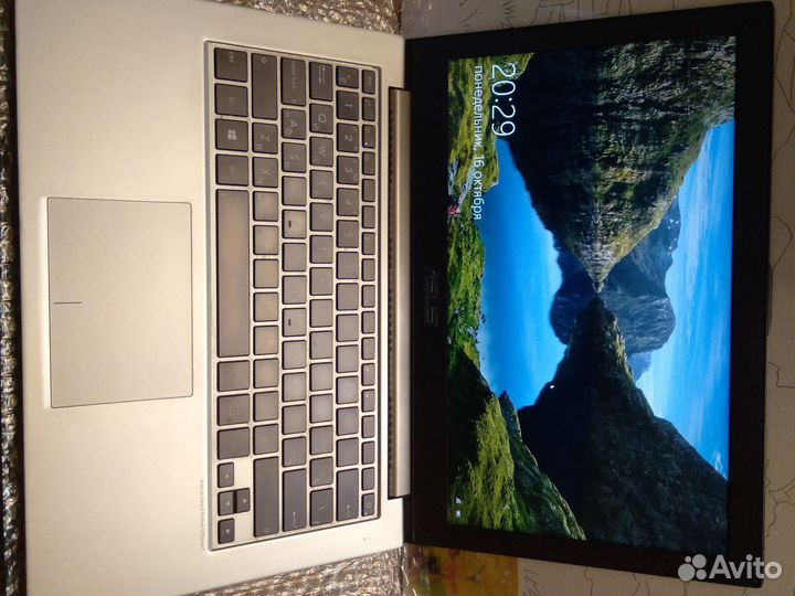 Ноутбук Asus Zenbook UX32L