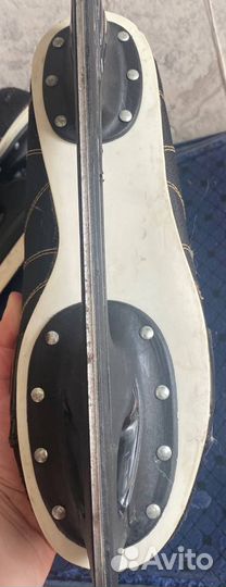 Коньки хоккейные