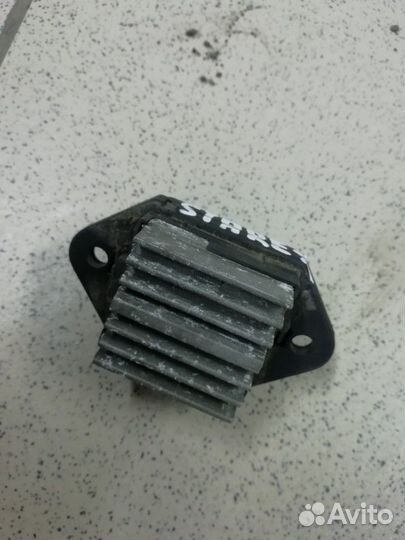 Вентилятор радиатора резистор печки Hyundai starex