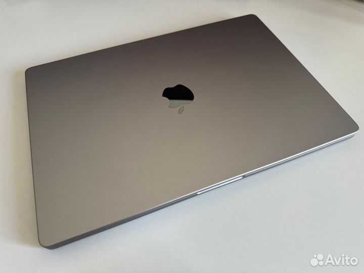 Macbook pro 16 M1 Max 32gb 1tb