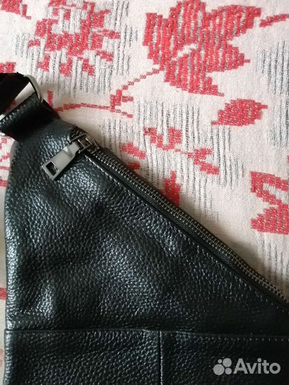 Сумка(муж. Нат. Кожа. 4кармана +внутр.)