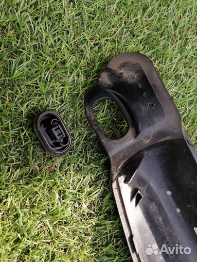 Накладка стоп-сигнала задняя левая Audi A8 D4 cdra