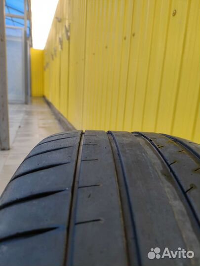 Michelin Pilot Sport 4 225/45 R17