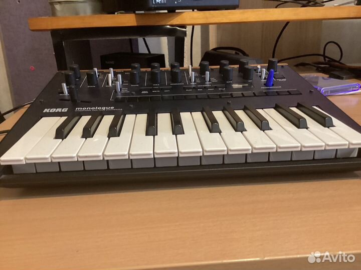 Аналоговый Синтезатор Korg Monologue