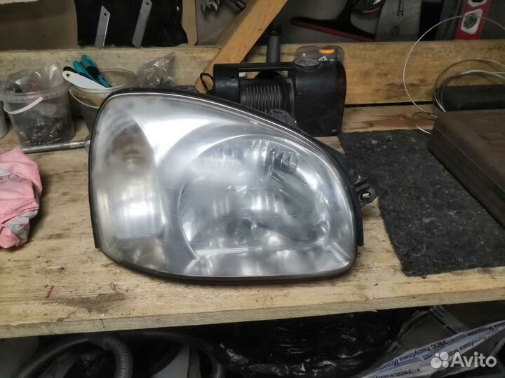 Фара hyundai сантафе
