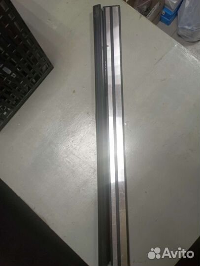 Накладка на порог внутренняя Mercedes Benz E W124