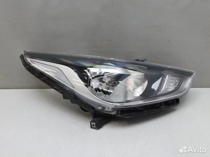 Фара правая Hyundai Solaris