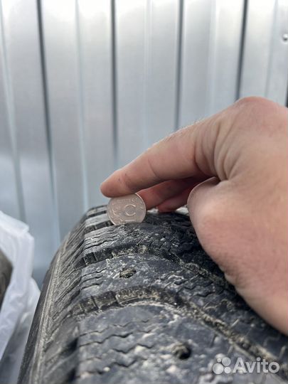 Goodyear UltraGrip 500 245/65 R17