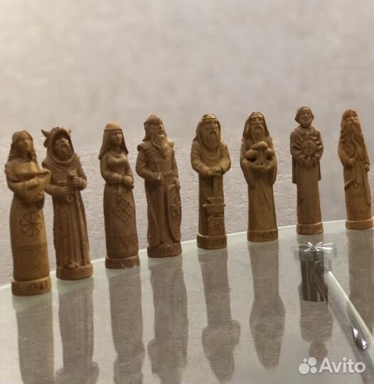 Статуэтка фигурки