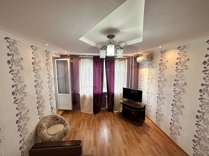 2-к. квартира, 55 м², 5/9 эт.