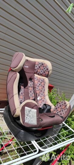Детское кресло автомобильное