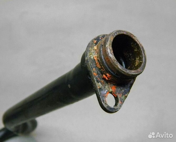 Патрубок охлаждения Audi A8 D2 6.0