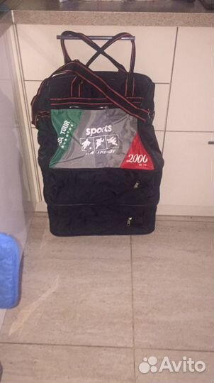 Сумка дорожная на колесах,новая