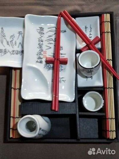 Набор для суши и саке