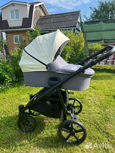 Коляска tutis