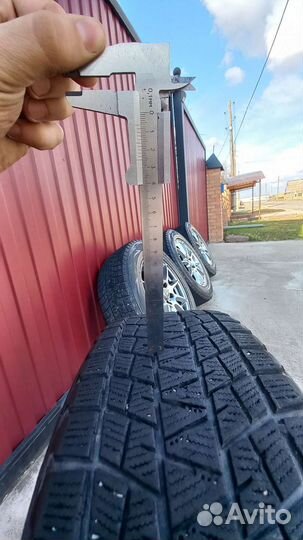 Bridgestone Blizzak DM-V1 225/65 R17 Q