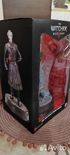 Еmiеl Rеgis Witcher figure Dark Horse