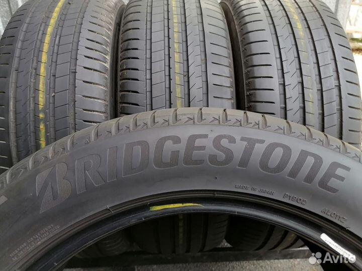 Bridgestone Alenza 001 235/55 R20