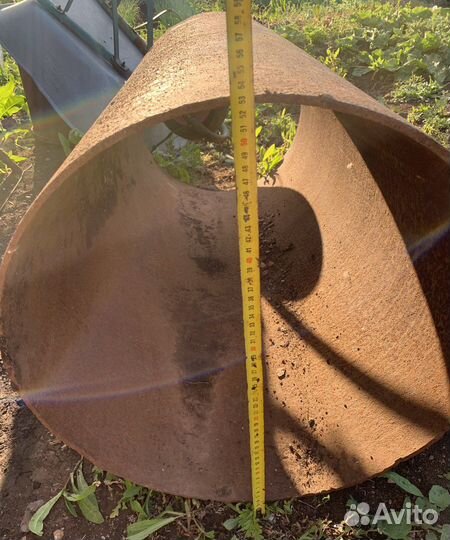 Труба металлическая новая 120 на 53 см