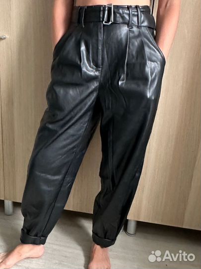 Джинсы, штаны и 2 пары шорт XS