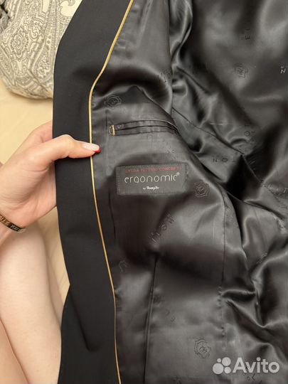 Мужской костюм тройка