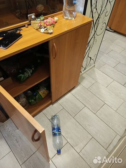 Шкаф