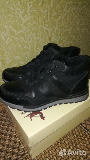 Ботинки 35 размер