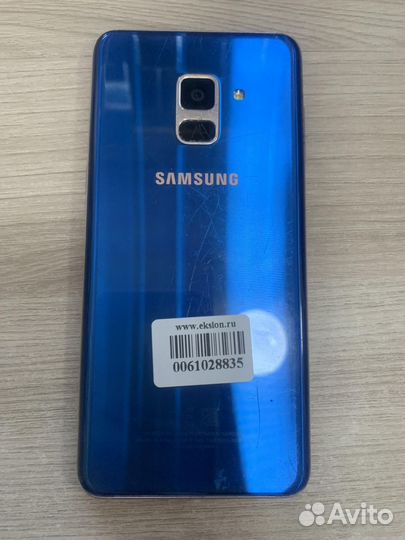 Samsung Galaxy A8 (2018), 4/32 ГБ