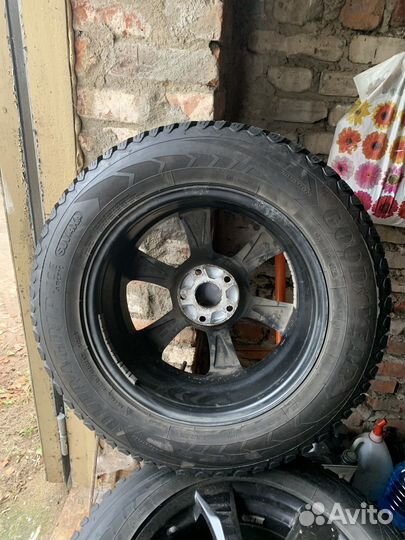 Goodyear Ultragrip Ice Arctic SUV 4x4 225/65r17