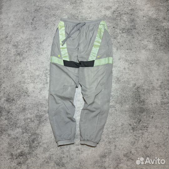 Нейлоновые спортивные штаны nike оригинал(drill)